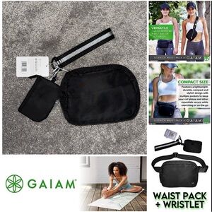NWT - GAIAM - Waist Pack + Wristlet
